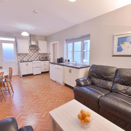 Ocean Breeze Apartment Lahinch Exteriér fotografie