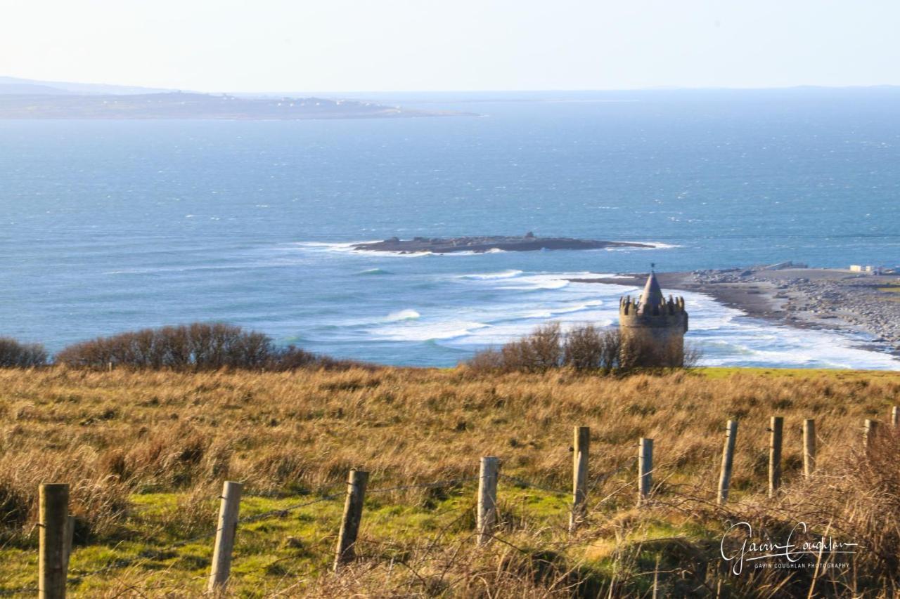 Ocean Breeze Apartment Lahinch Exteriér fotografie