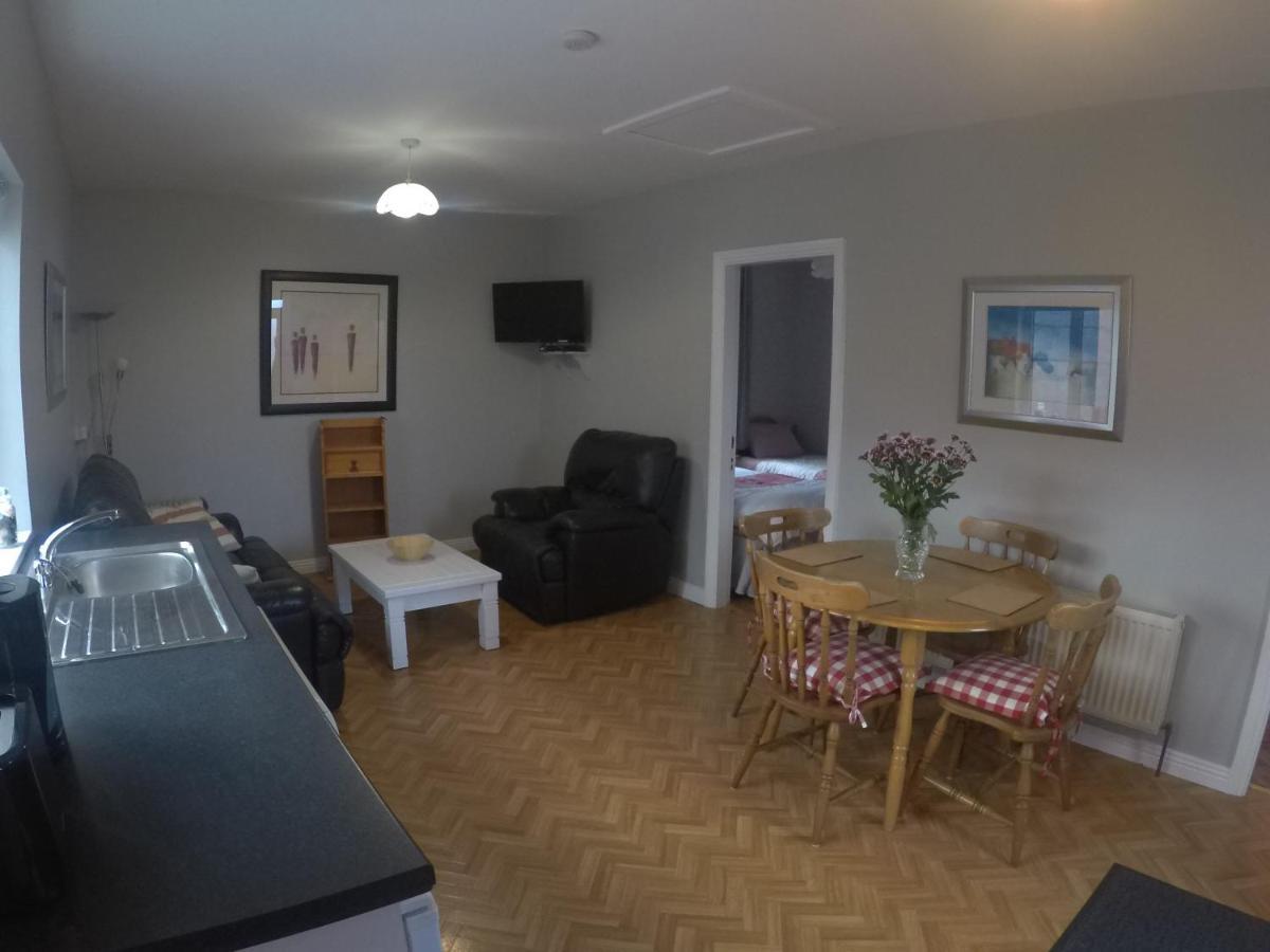 Ocean Breeze Apartment Lahinch Exteriér fotografie