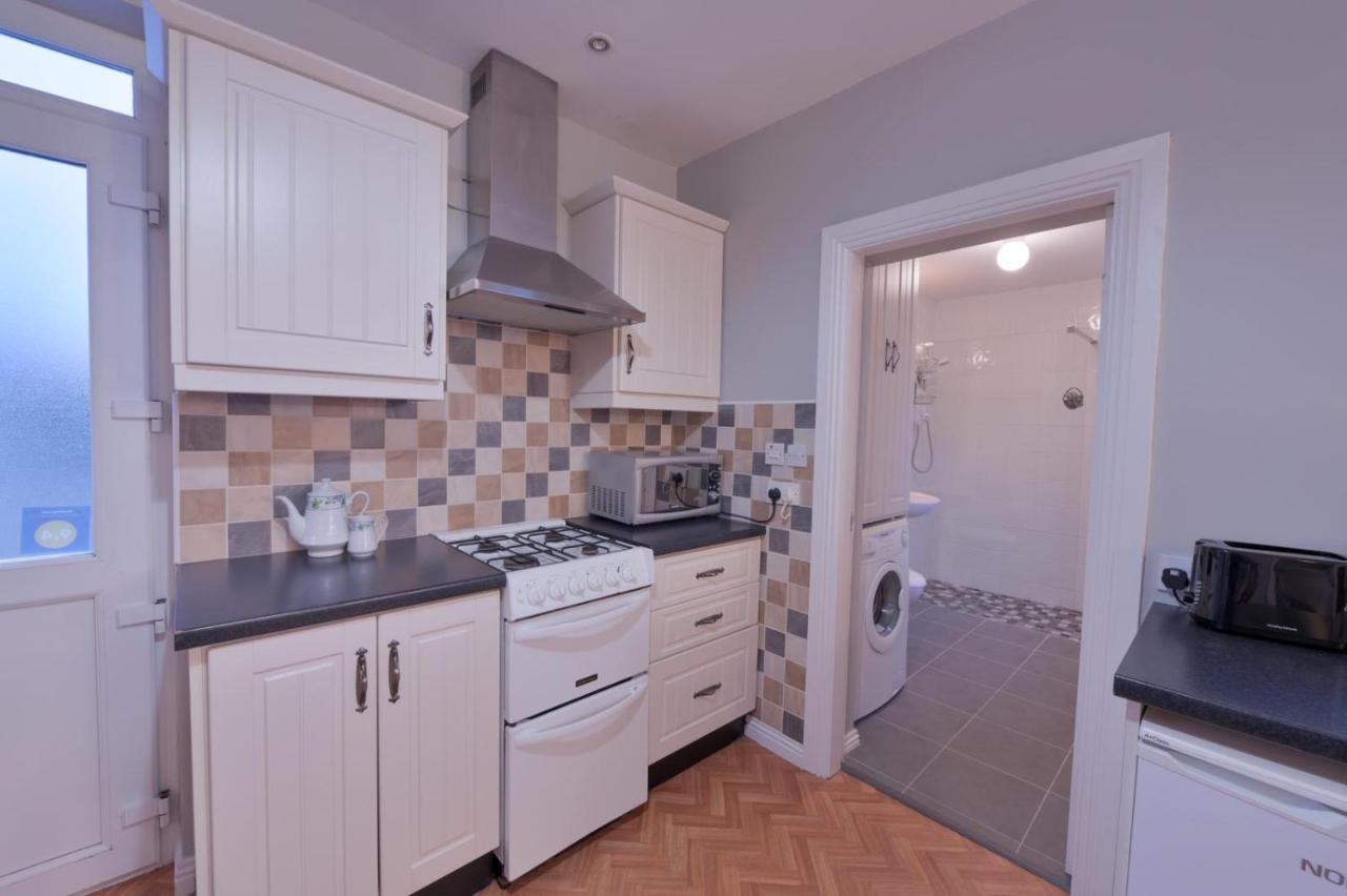 Ocean Breeze Apartment Lahinch Exteriér fotografie