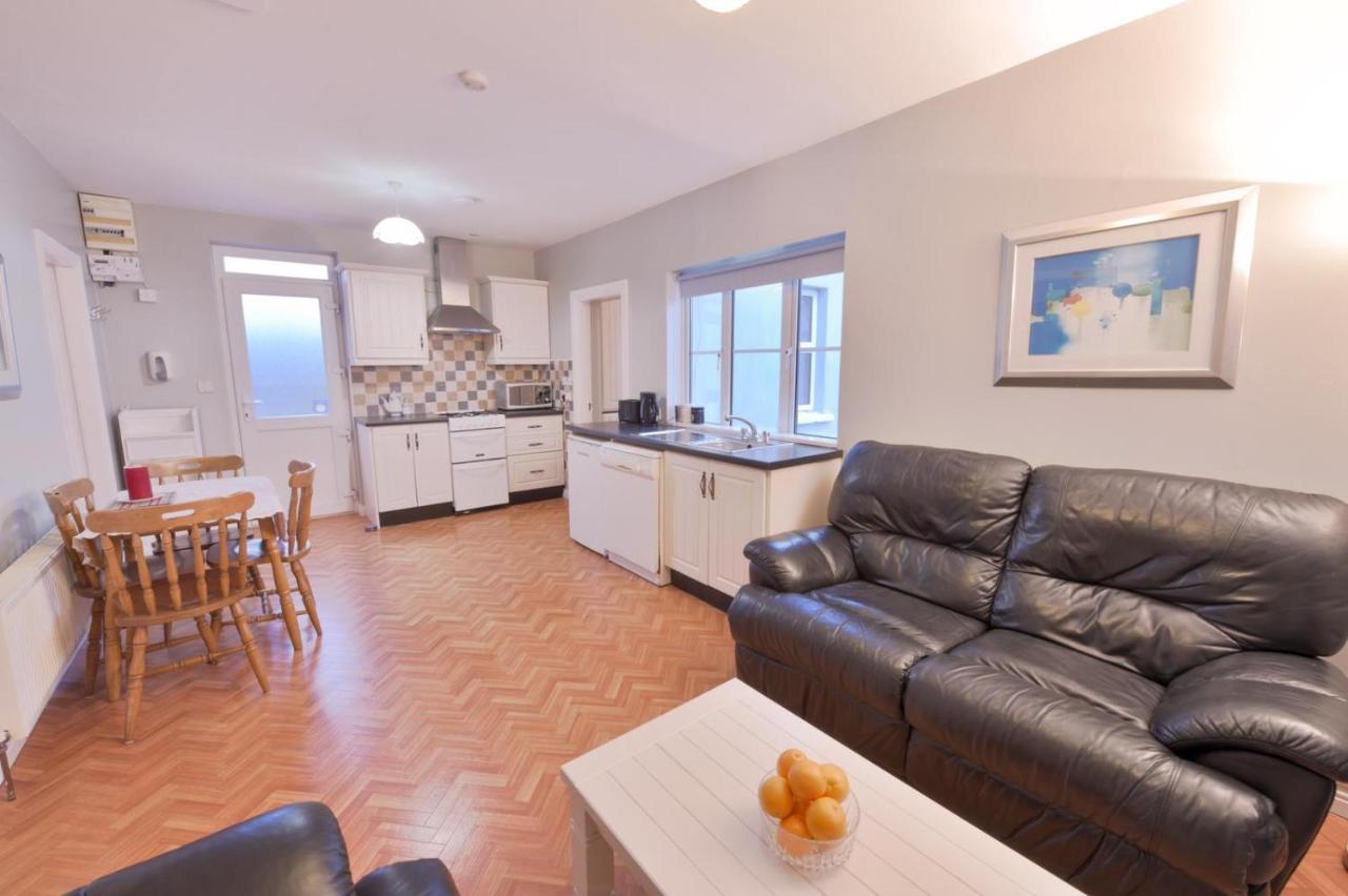 Ocean Breeze Apartment Lahinch Exteriér fotografie